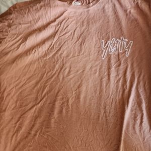 Yitty T shirt